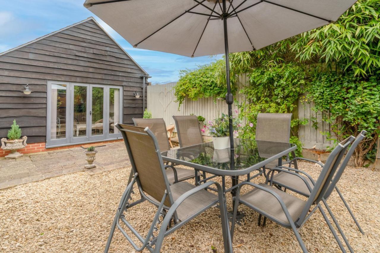 Buff Lodge Tackley Exterior foto